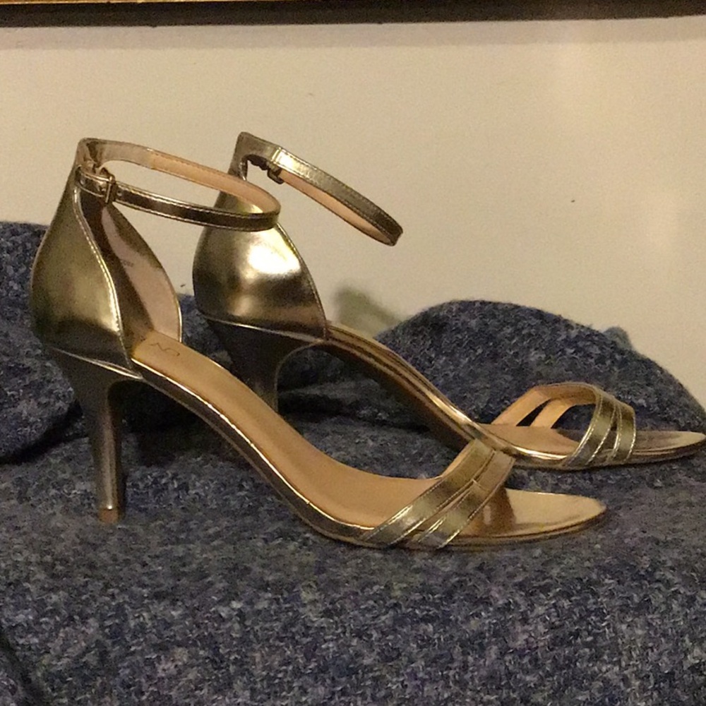 Gold💛Heels!